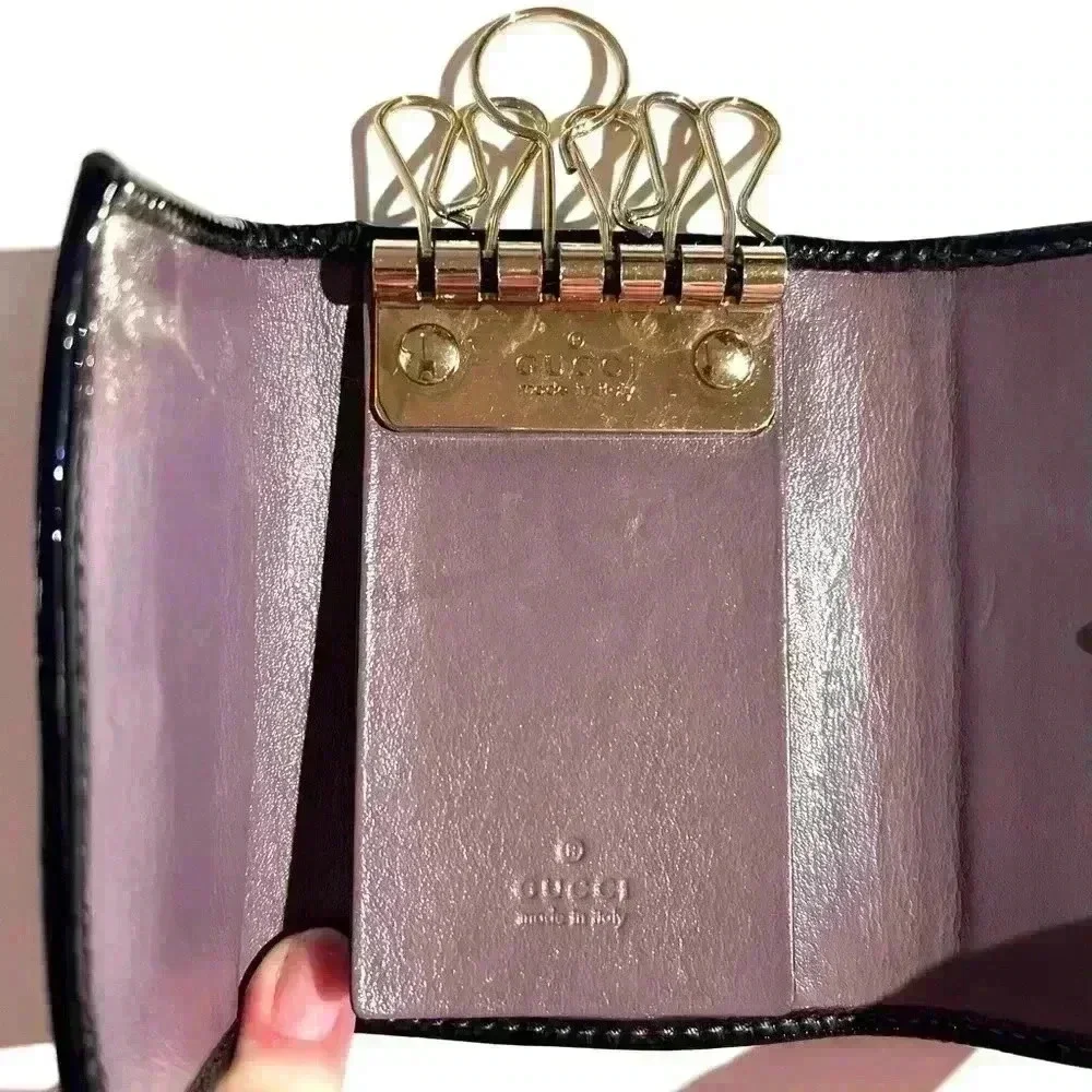 Gucci microssima key case patent leather
